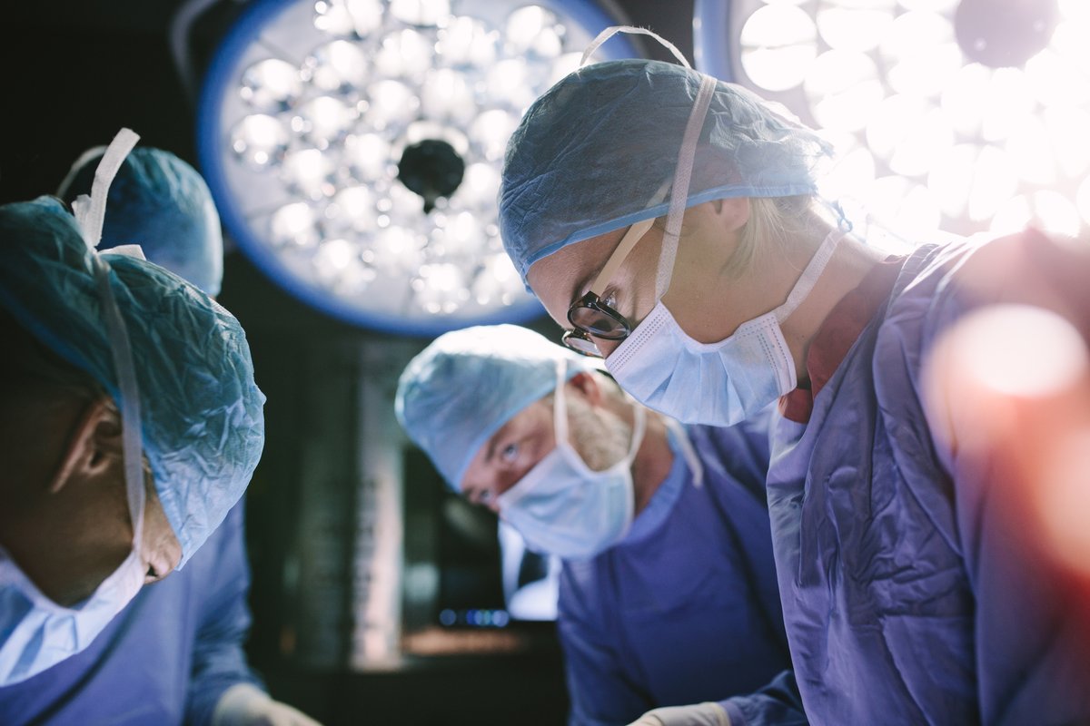 📢The <a href="/ROMIOStudy/">ROMIO Study</a> results have just been published in <a href="/BJSurgery/">BJS</a> 
They found no evidence of a difference between recovery time and complications when comparing standard and keyhole surgical incisions for the treatment of oesophageal #cancer.
bit.ly/3xabUke