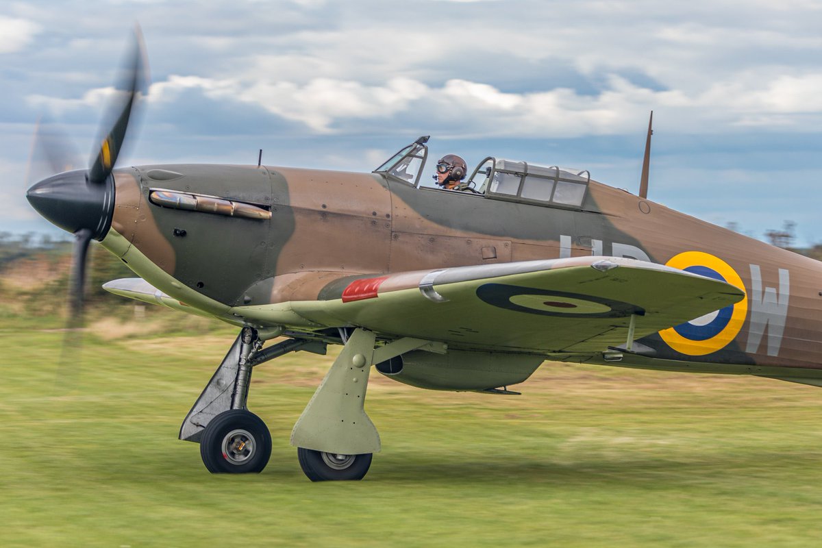 ‘Merlin Monday’ James Brown about to begin his take-off roll in the Hurricane Heritage Mk. I UP-W at Little Gransden Charity Air & Car Show in August 2023…⁦@HurricaneR4118⁩ ⁦@LittleGransden⁩ #hawkerhurricane #hawker #pegs #hurricaneheritage #ultimateaeros #warbirds
