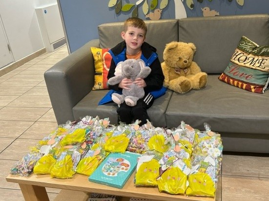 The Easter Bunny has come early! 🐰 A big thank you to our latest #everydayhero William, whose aunty and uncle are staying in our #Southampton House. He sold some of his drawings and with the money he raised, created these cute Easter gift bags to give to the families. ❤️