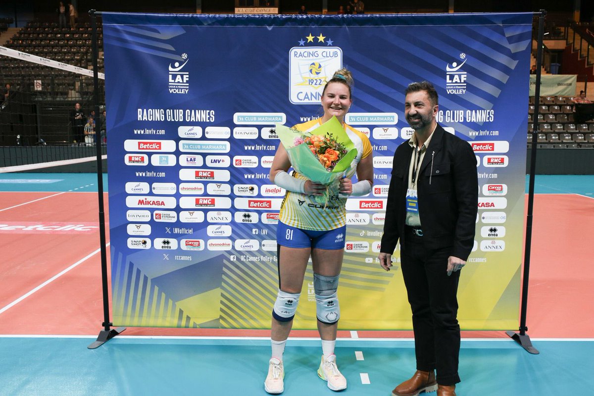 Magnifique victoire de nos filles pour ce dernier match de la saison avec 3 set à 1 (25;23, 25;21, 21;25, 25;22) contre Chamalières lors de cette 26 ème journée du Championnat LAF!💪🏼🏐

MVP Juliette Fidon Lebleu 🥳