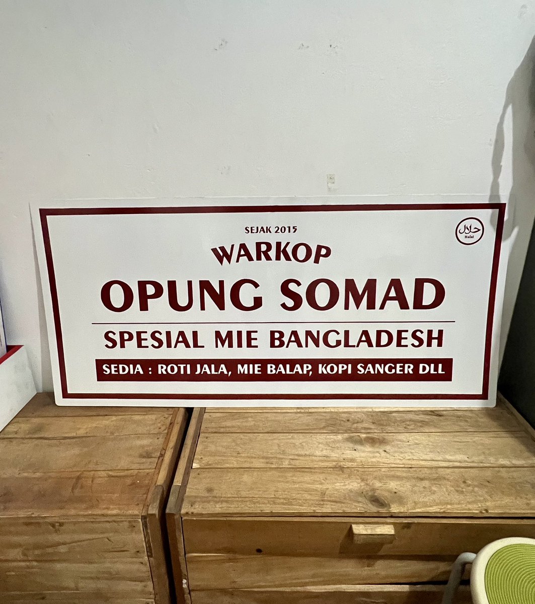jastairvine's tweet image. Kalo udh disebut stiker/decal, tandanya pekerjaanku berhasil 🥹☺️

#signpainter #custompainting