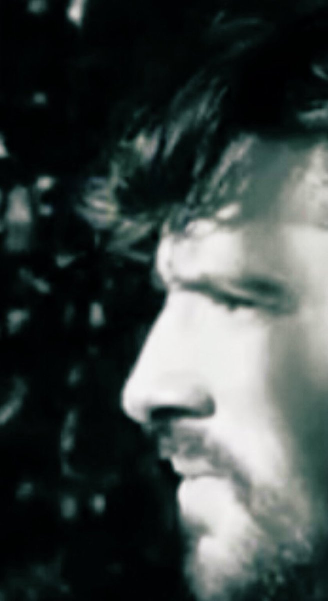 ritaenjema's tweet photo. Side profile of #BillyClanton perfectly played by #ColinMorgan💚💙☘️☘️ https://t.co/TAseQTJ8rA
