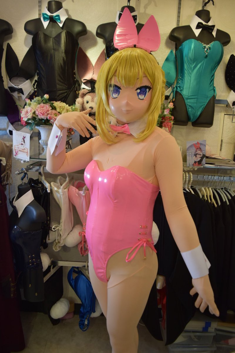 TOKYOバニーガールにてブルーと エナメルピンクのバニーガール衣装と 燕尾服を購入させて頂きました。 ずっと前から気になっていた場所に行けて とてもいい買い物が出来ました。 #TOKYOバニーガール