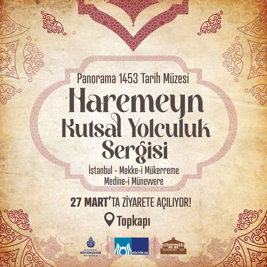 Hac yolculuğuna çıkan on binlerin maneviyatını ve heyecanını en derinden hissedeceğiniz “Haremeyn-Kutsal Yolculuk” sergisi 27 Mart’ta ziyarete açılıyor!🌙 panoramikmuze.com/tr/haremeyn-ku…