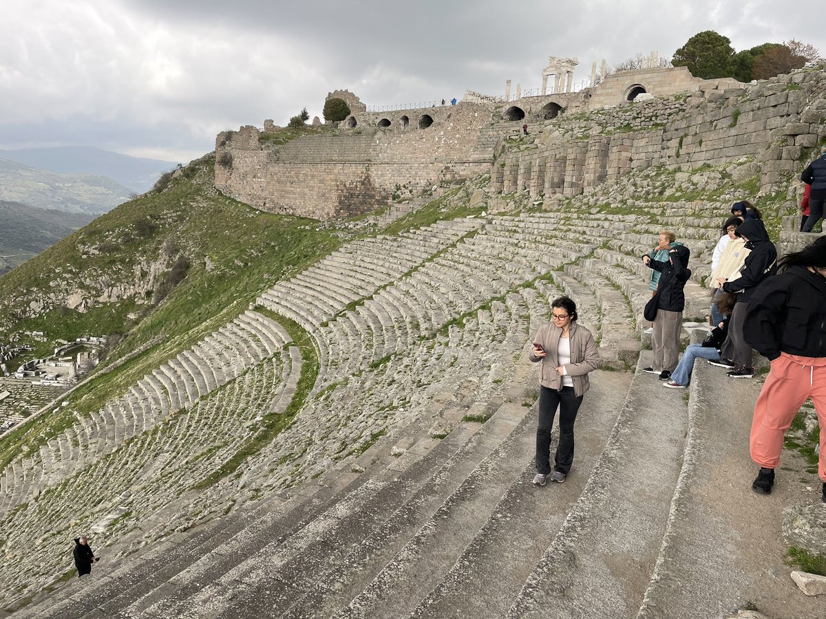 DCol_Head's tweet image. The theatre at Pergamum, the steepest in the classical world, gives a whole new meaning to being seated in the gods @DCol_Classics