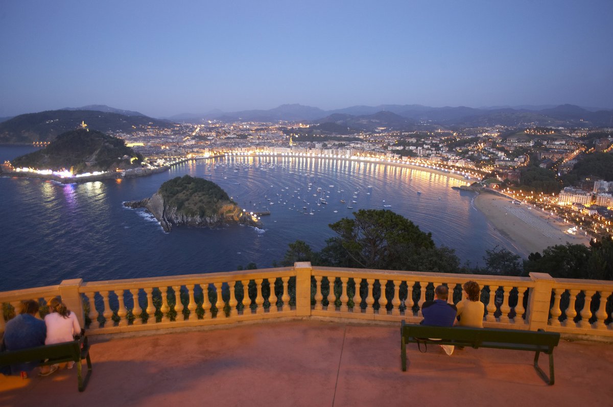 InicioRuta's tweet photo. 🌅 San Sebastián, Donostia, País Vasco

✅ #SanSebastián #Donostia #PaísVasco #viajar #viajarporespaña #turismo #turismoEspaña #turismoPaísVasco #travel #instatravel #instaviajes #Spainstagram #descubrirEspaña #visitaEspaña #visitSpain #addicted_to_BaqueCountry #IG_PaísVasco https://t.co/YUTjdrm7NP
