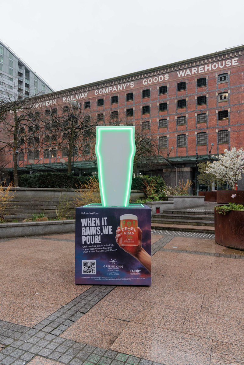 It's raining... PINTS! The rain has officially triggered the @greeneking rain detector in Manchester - meaning FREE PINTS NATIONWIDE! Don't forget to say the words 'it rains, we pour' at the bar! See you down the pub 🍻 #AD #ItRainsWePour #GreeneKingpubs greeneking.co.uk/we-pour