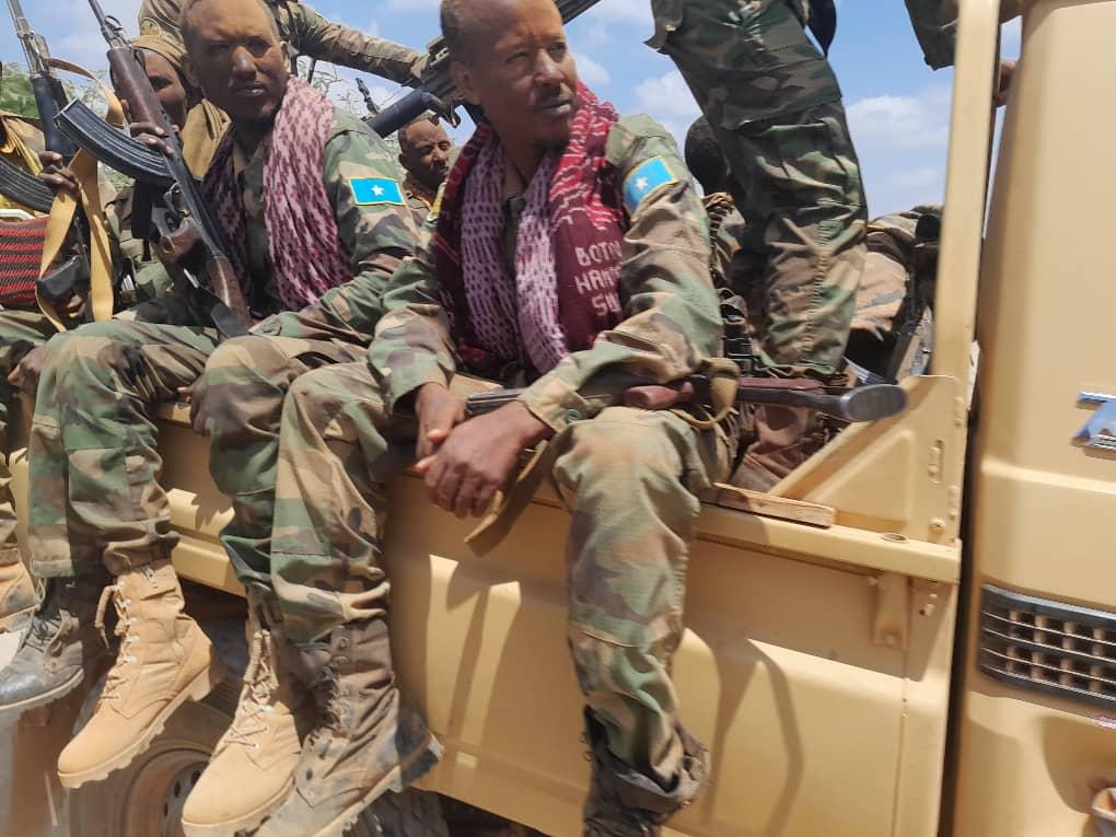 The Somali Armed Forces conducted an operation against Al-Shabaab areas west of Hudur, Bakool region, seizing trucks used for transporting goods by the militia. This move undermines the group's supply lines, reaffirming our commitment to eradicating terrorists from the region.