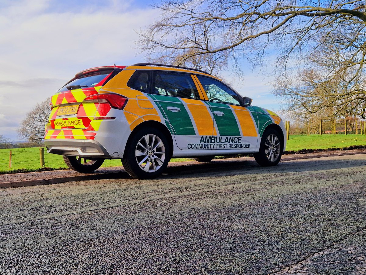 What is a CFR?

A Community First Responder (CFR) is a volunteer trained by the ambulance service to respond to life-threatening emergencies. Based in their local communities, CFRs often arrive first before any other assets. 

For more info 👉 keelecfr.org.uk