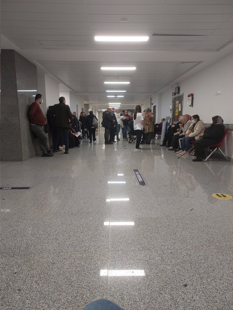 Ali Ulvi Hünkar 'ın çok sevdiğim bir tespitidir; ' yoksulun yorgunluğu bitmez .' Yer: taksim eğitim araştırma