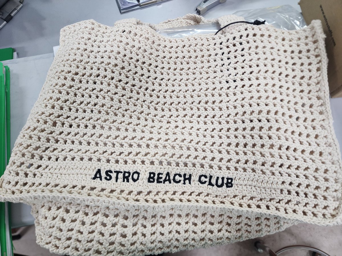 น้องมาแล้ว สวยมาก จะไปทะเลเดือนหน้าพอดี
#ASTROBEACHCLUBCOLLECTION
#jointheclub
#astrostuffs #bbrightvc