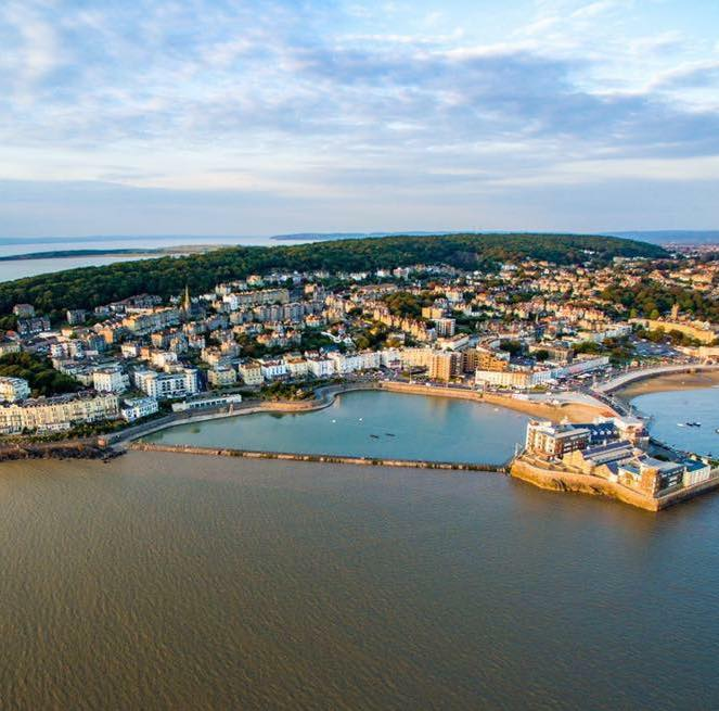 Good morning from lovely #WestonsuperMare in #england today!

Weston’s Marine Lake is set to reopen at around 9am today, Monday 25th March - in time for Easter!

#VisitWsM #touristinformation #visitorinformation #LoveWeston   #LoveWsM #VisitWeston #activeweston #marinelake