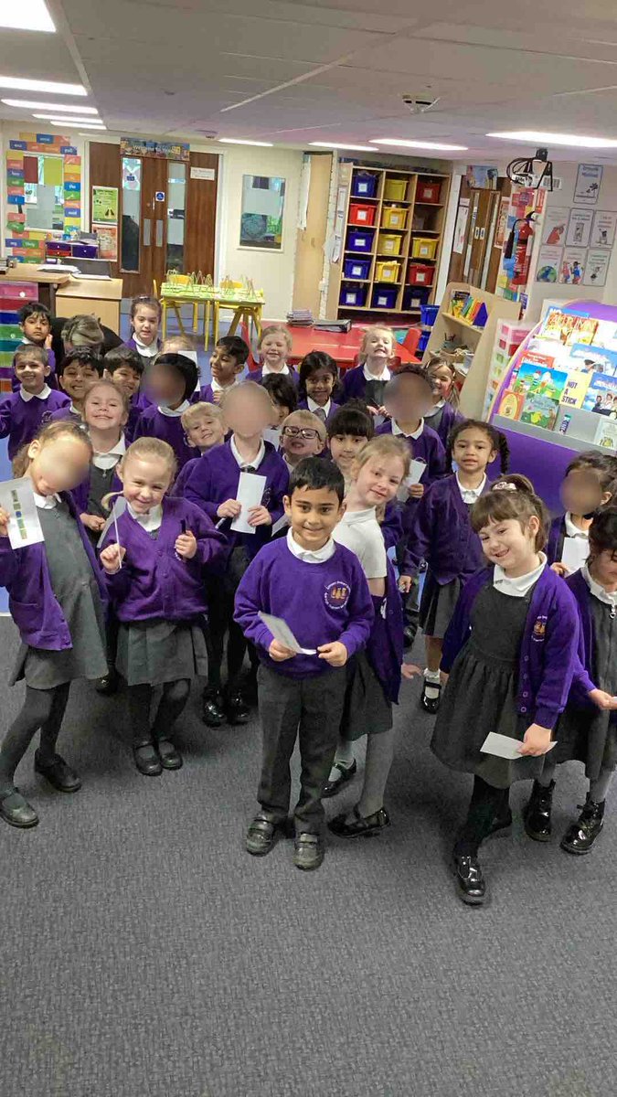Reception have loved their Easter egg hunt this morning. Some very happy faces as they found their yummy treats 🐣😊