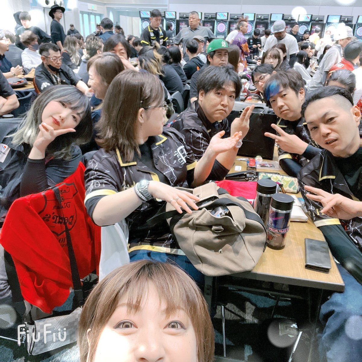 fumi_24_07's tweet photo. 昨日はDMC CUP行ってきました〜！
参加、運営の皆さまお疲れ様でした
ダブルスは予選落ちたけどペアの種ちゃんのおかげで終始楽しかった！ありがとう😂💗
次回はリベンジしたいなー
2枚目の写真は甲南大学で最近ダーツサークルを作り上げた後輩たち🎯みんな若いし青春な感じすごい👏 https://t.co/wIrQM3kTH4