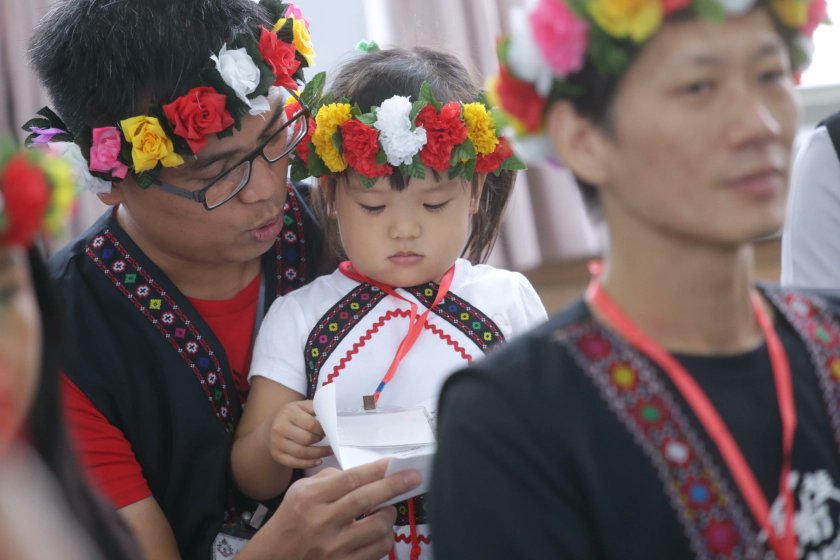 INDIGENOUS LANGUAGE EDUCATION IN TAIWAN: FROM LANGUAGE PRESERVATION TO COMMUNITY-BASED LEARNING Written by Yang-Hsun Hou, Nikal Kabala’an (a.k.a. Margaret Yun-Pu Tu), and Huiyu Lin Image credit: sited on post taiwaninsight.org/2024/03/25/ind…