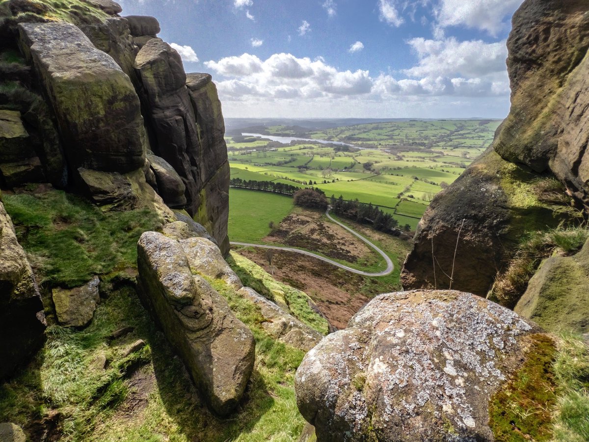 peakdistrict's tweet image. #MondayMotivation

Looking towards #Tittesworth from #HenCloud! 🥰

📷 Chris Gilbert