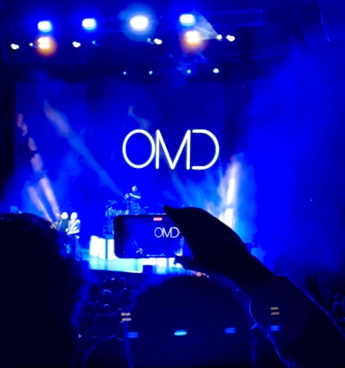 #AlphabetChallenge #WeekO - 'O' is for OMD

#livemusic #gigs