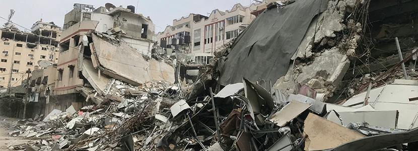 Join our Lunch Briefing TOMORROW on 'The Gaza War: Regional and Global Dimensions' with Professor Cyrus Schayegh. 📅 Tuesday, 26 March, 12:30, at Maison de la paix and online Register to attend 👉ow.ly/GHPM50QR1xV #WaronGaza #Palestine #Gaza