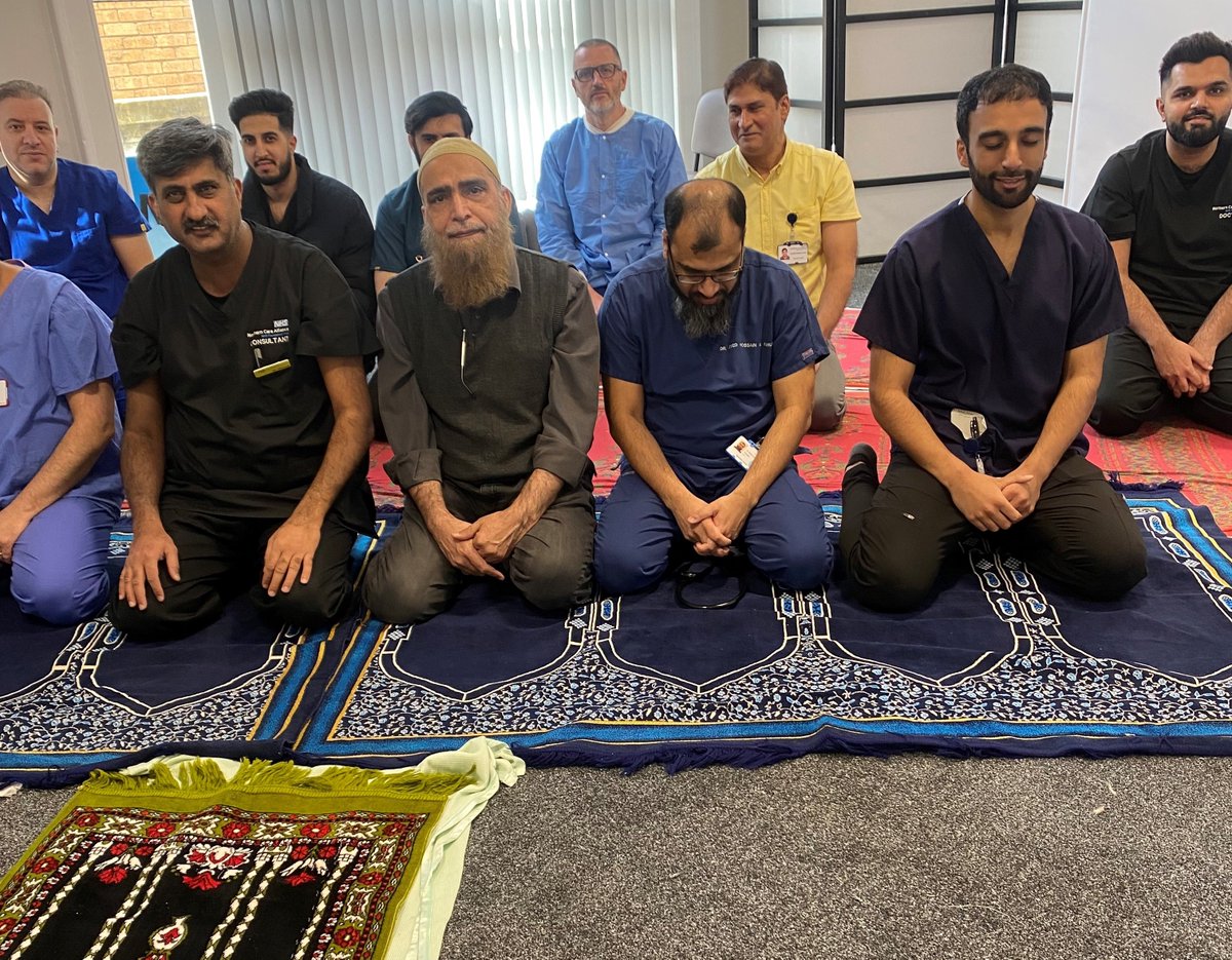 Thank you🤚 to Elite Flooring #Rochdale who kindly donated a carpet roll for the Muslim prayer room at Rochdale Infirmary. This kind gesture has made it even more comfortable for #NCA colleagues during the holy month of #Ramadan.