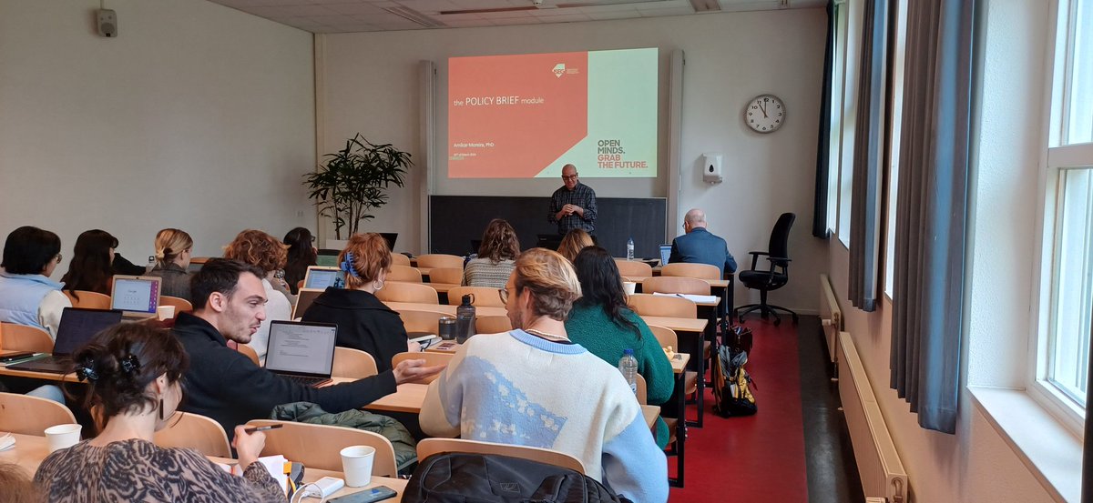 Flaminio Squazzoni (@squazzoni) on Twitter photo <a href="/MoreiraAmilcar/">Amilcar Moreira</a> starts his lecture on #policy #brief at <a href="/univgroningen/">University of Groningen</a> <a href="/EUErasmusPlus/">Erasmus+</a> on #policy #Analytics <a href="/MoreiraAmilcar/">Amilcar Moreira</a> starts his lecture on #policy #brief at <a href="/univgroningen/">University of Groningen</a> <a href="/EUErasmusPlus/">Erasmus+</a> on #policy #Analytics