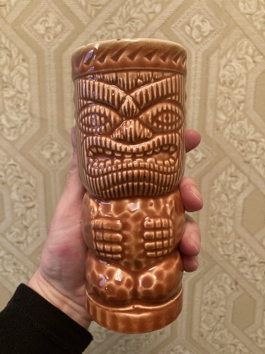 Scored a #TikiMug at a charity shop over the weekend. Was a bit shocked to find this beauty in #Riga #Latvia 
What are the odds? 
He now is my office companion.
#HappyMonday
