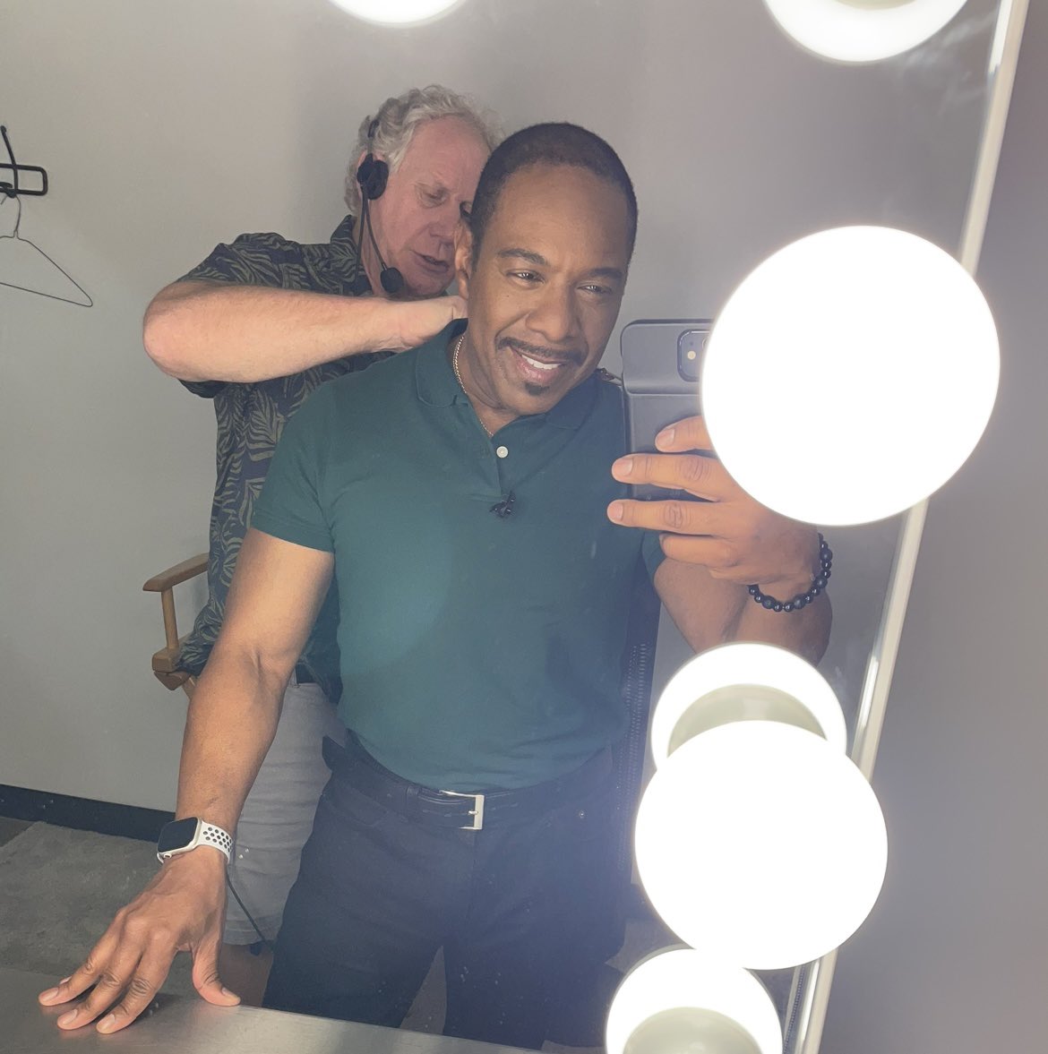 It’s takes a team to prepare us for the show. I always say we have the hardest working family behind the scenes to make @OfficialOPLive the success that it is! Getting mic’d up for the show. @ReelzChannel @THEBIGDM1013 @1073jamz @abc_columbia #workingcrew #opl #onpatrollive