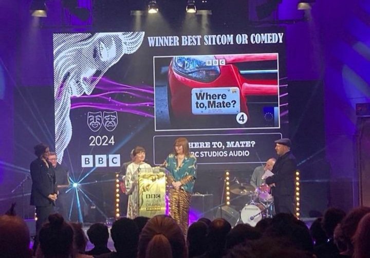 Wow! We won! 😀👍 'Where To, Mate?' WINNER Best 'sitcom/comedy'. BBC Audio Awards. @BBCRadio4 @BBCSounds @BBCStudiosAudio @bbccomedy @JmgMedia @carloscooperos @jo_enright @Abdullah_Azfal @ninagilligan @Thephilellis @andy_salthouse @PriestleyTalent #winner #comedy #actorslife