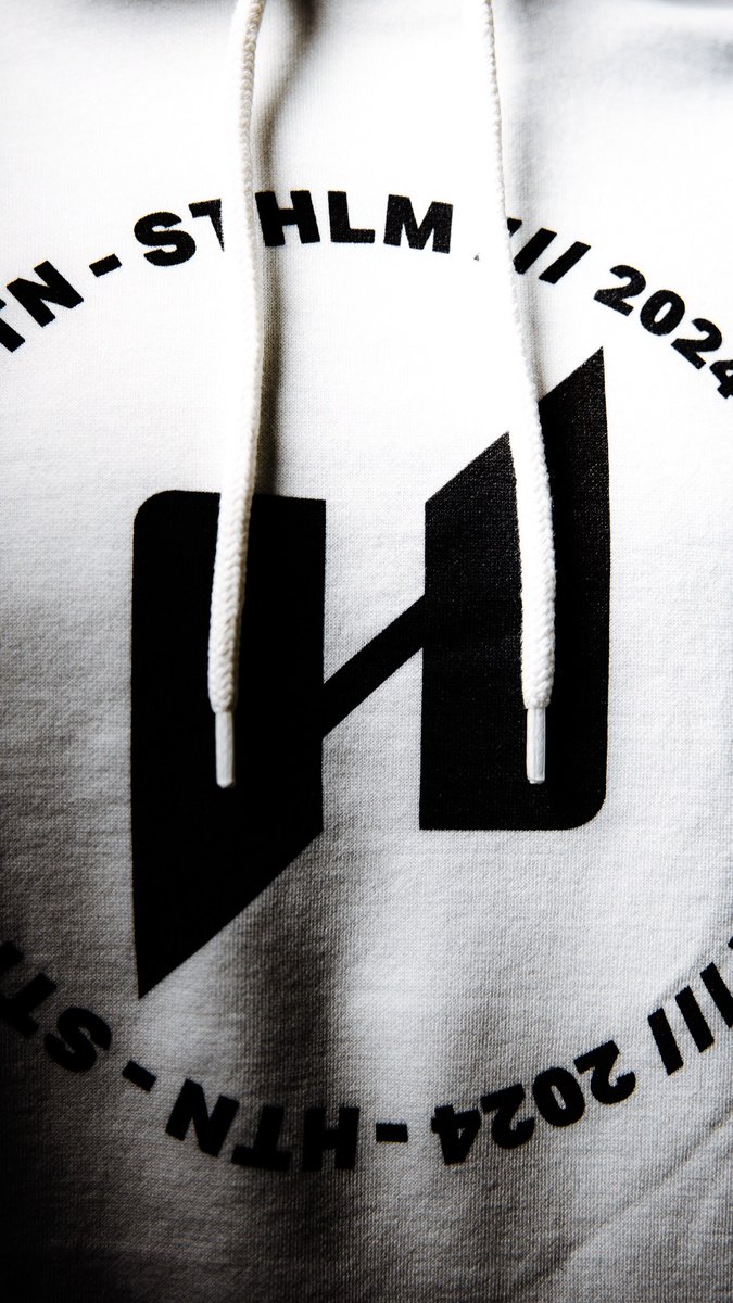 walleDA1337 tweet media