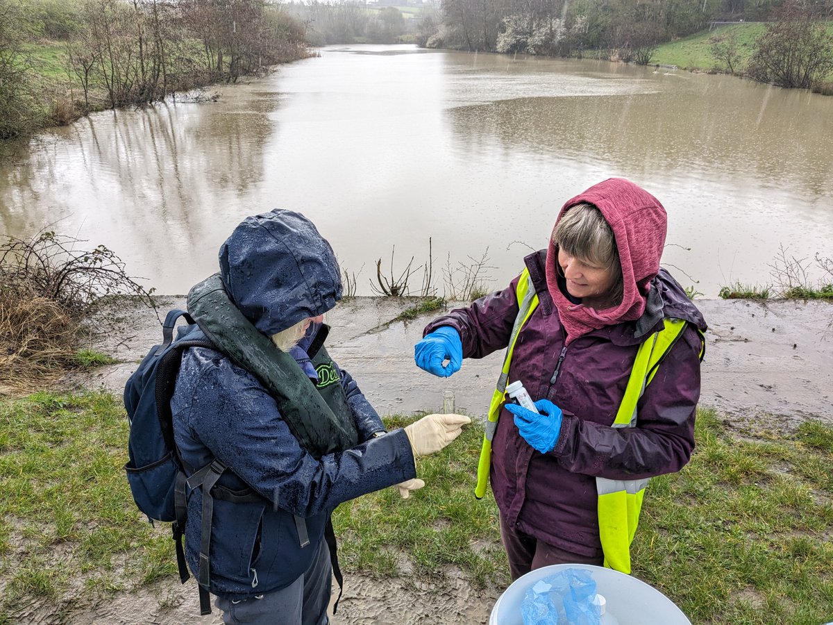 A shout out to our volunteers braving the elements to monitor water quality💚This work is done in your own time, tests for pollutants in our rivers & helps improve understanding of whether work aimed at reducing flood risk also boosts water quality. Get in touch to find out more!