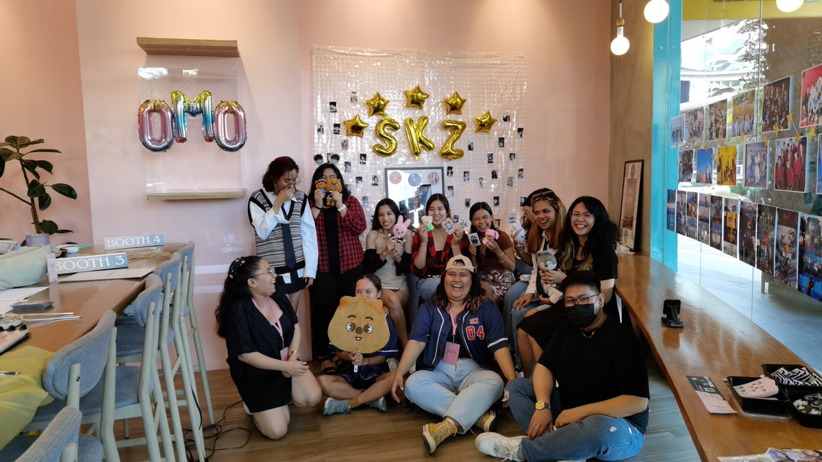 omoclubPH's tweet photo. More photos here~👀✨

#HallOfFame_SKZ
#StrayKids #스트레이키즈
#StrayKids6thAnniversary #OmoClubEvents https://t.co/kxFo7XG1zl