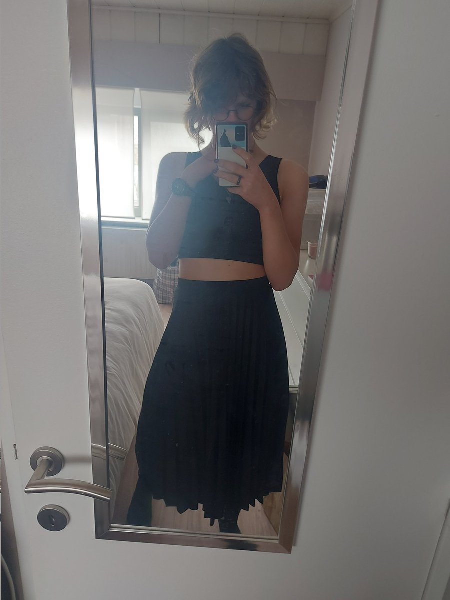 Helo
#transgender #mtf #lesbian #WLW #transbian #polyam