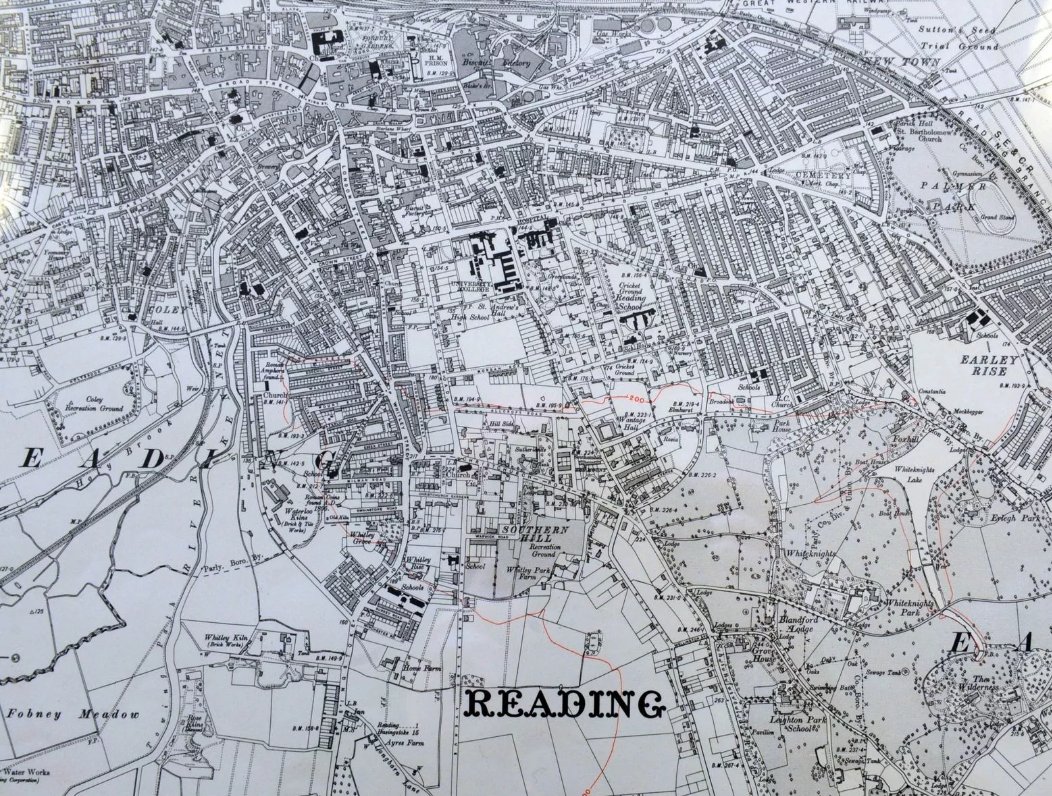 #rdguk in 1913. The newly opened Reading Goods Depot and branch line from Southcote Junction can be seen centre left. We're walking this at the weekend along with our other walks so come and join us if you want to know more walk-reading.co.uk/book-a-walk #MapMonday