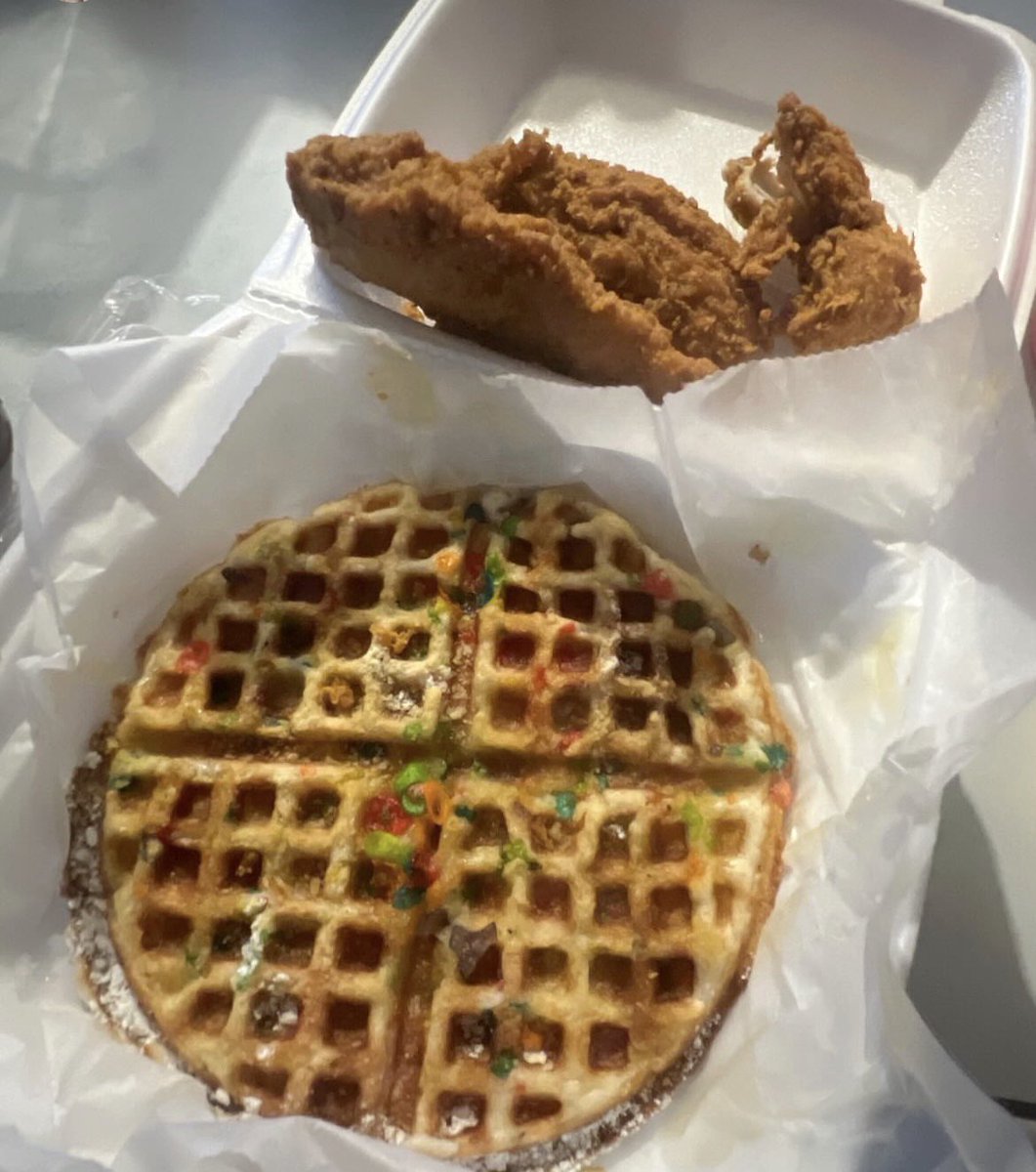 Happy #InternationalWaffleDay from our family to you! Now go celebrate by adding some chicken with those waffles! 🧡🐓🧇 #carolinachickenwaffles #ccw #familyfamousfriedchicken