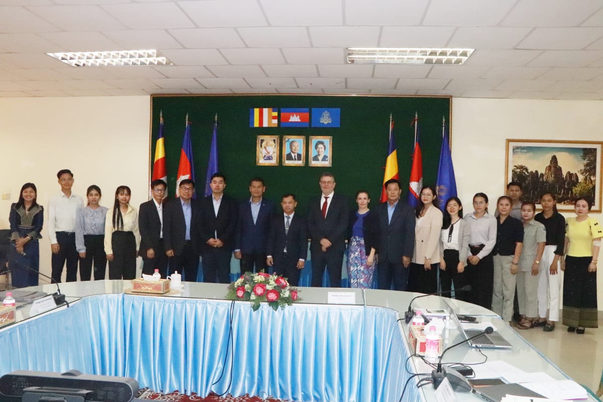 A national WTO Seminar on the #WTOsps and #WTOtbt Agreements took place in Cambodia with the objective of enhancing participants' understanding of both Agreements. Congratulations to all participants who completed the course!