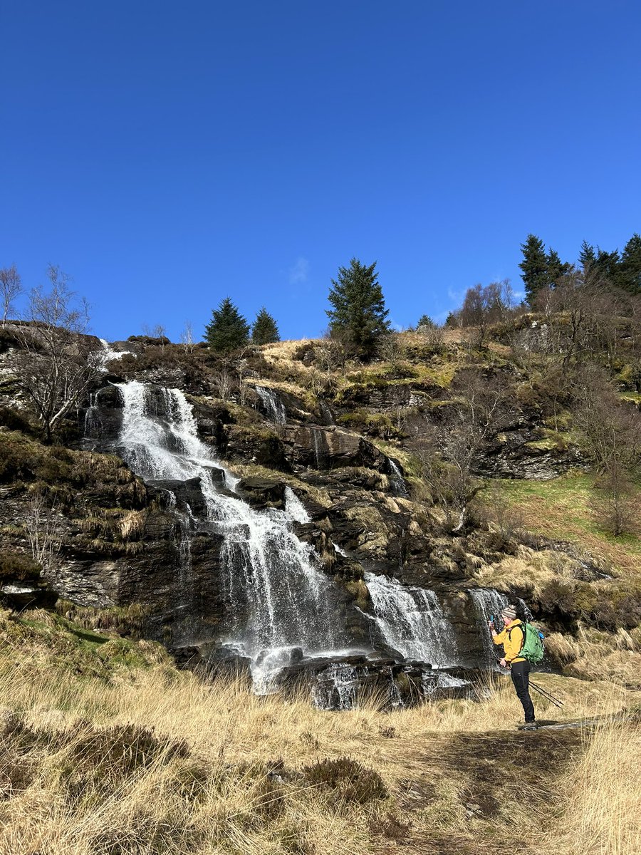 Libbylyle1's tweet image. Some day for the hills yesterday , grabbing every opportunity to get out 🥰  Beinn Bheula at Loch Goil and absolute beaut #beinnbheula #lochgoil #scotland