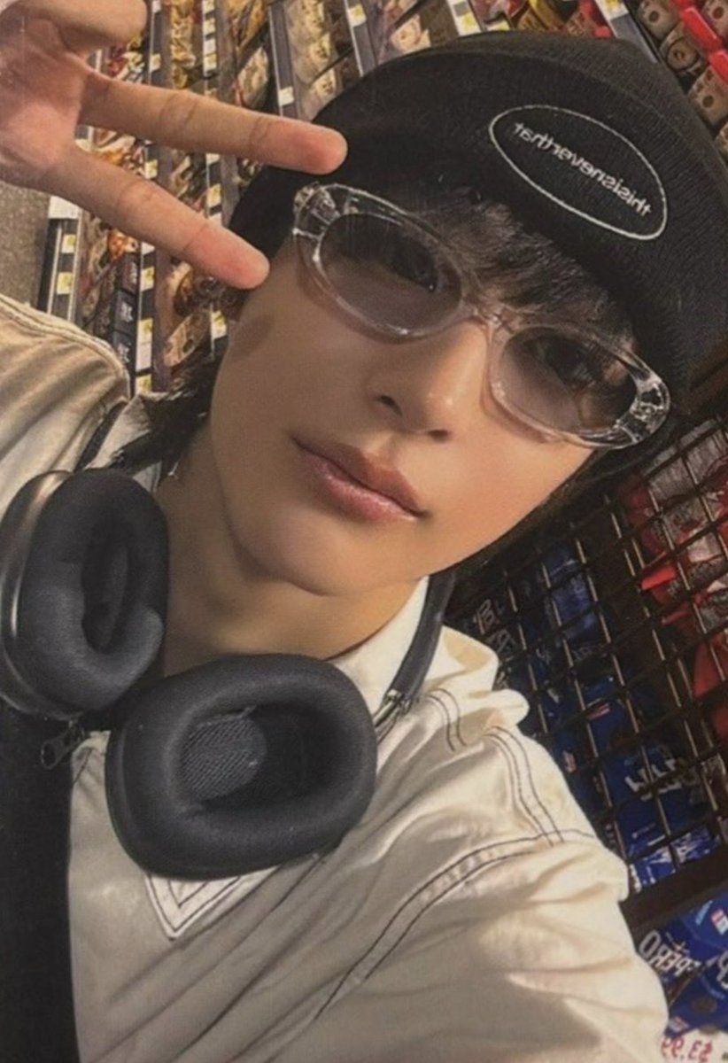 wantonbin's tweet image. wts lfb ph

anton starriver ~

Php. 1800 if payo, 2k dop!

— price stated is all in! Free pf and sf
— prio payo, but can do dop with 50% dp; rembal once onhand
— can show proof of securement, can provide photoproof
— stbo! at cn address

reply or dm me to claim