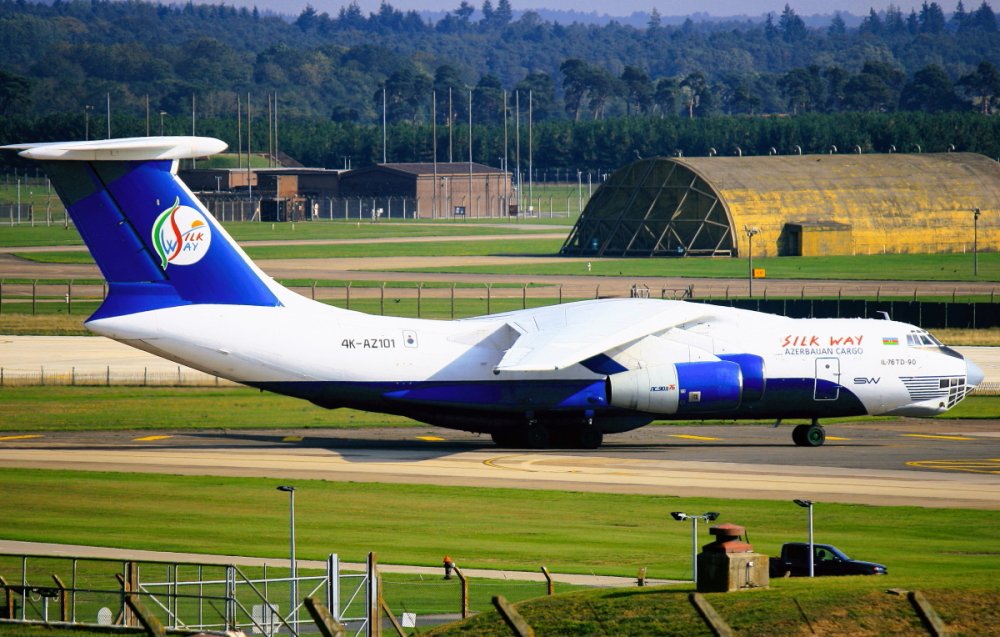 C5 from Mildenhall and slide copy 1996? and IL76 from lakenheath , digital 2013...🎇👍🇺🇦🇬🇧