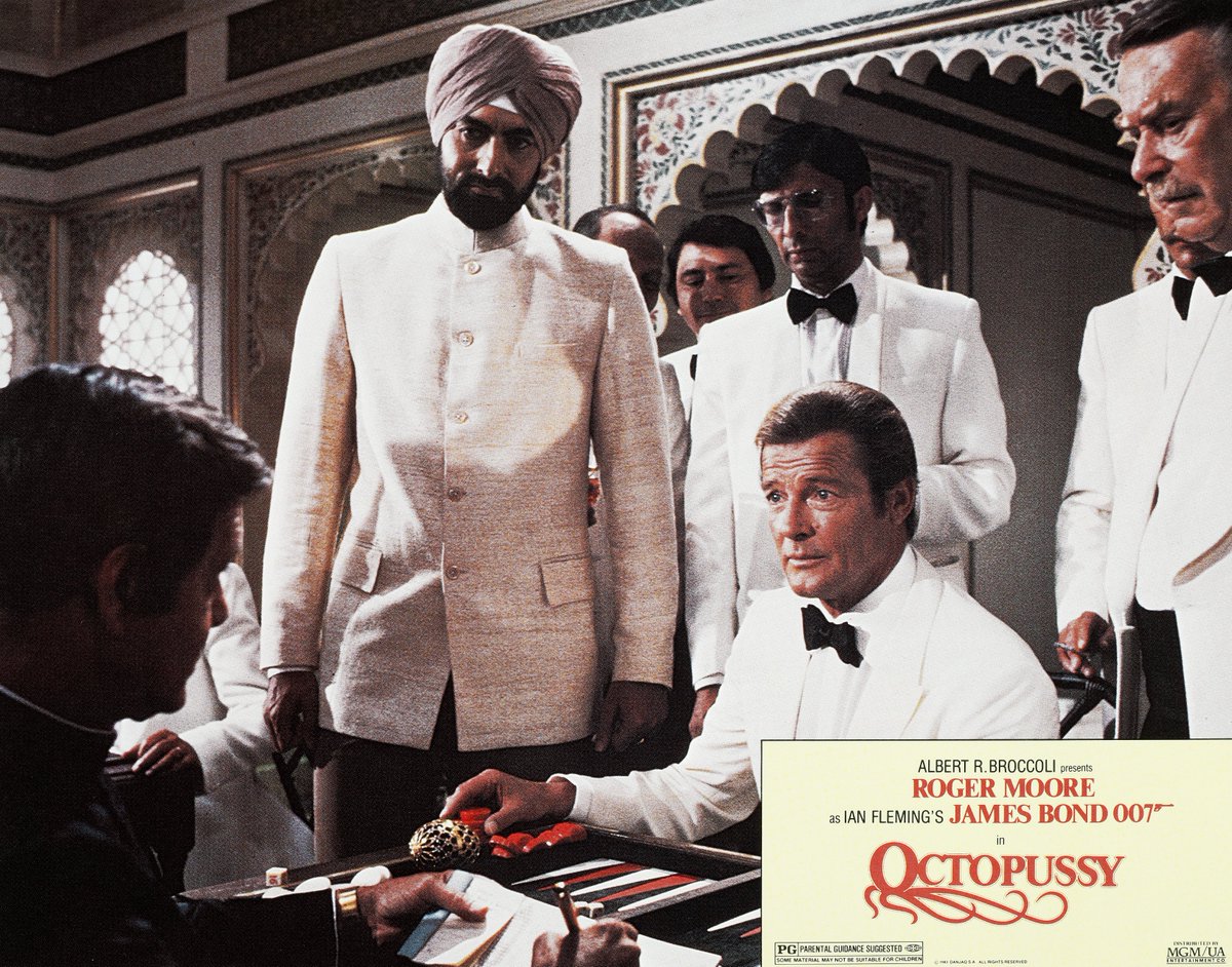 007's tweet photo. Lobby cards used in the promotion of OCTOPUSSY (1983). Lobby cards were photos displayed front of house in cinemas with scene descriptions. https://t.co/sz0sxvg82I