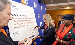 New EU-AU partnership to save women bleeding to death during childbirth-wp.me/p7FLkS-1c8A-