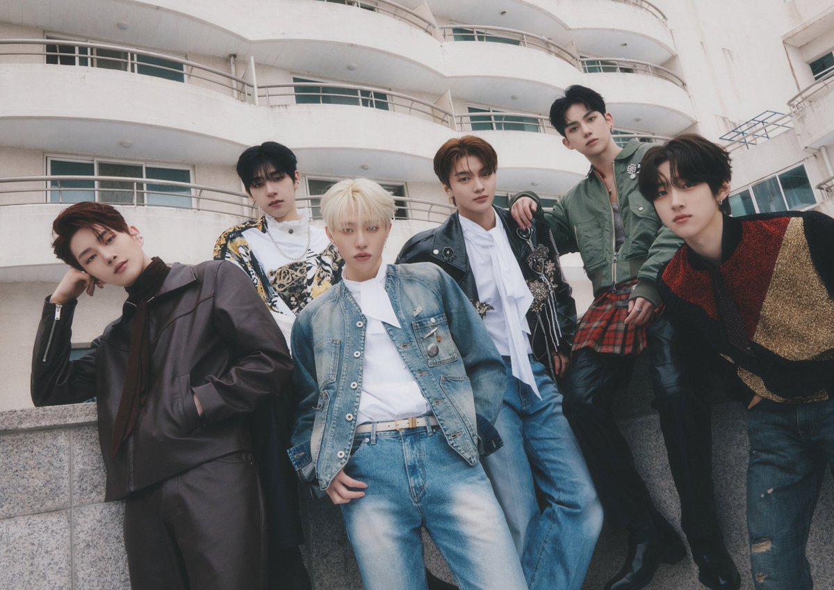 DRIPPIN's tweet photo. DRIPPIN 4th Single Album [Beautiful MAZE]

🗝 CONCEPT PHOTO #1

2024.04.03 RELEASE

#DRIPPIN #드리핀
#Beautiful_MAZE #COMEBACK https://t.co/6ddA9qqgTy