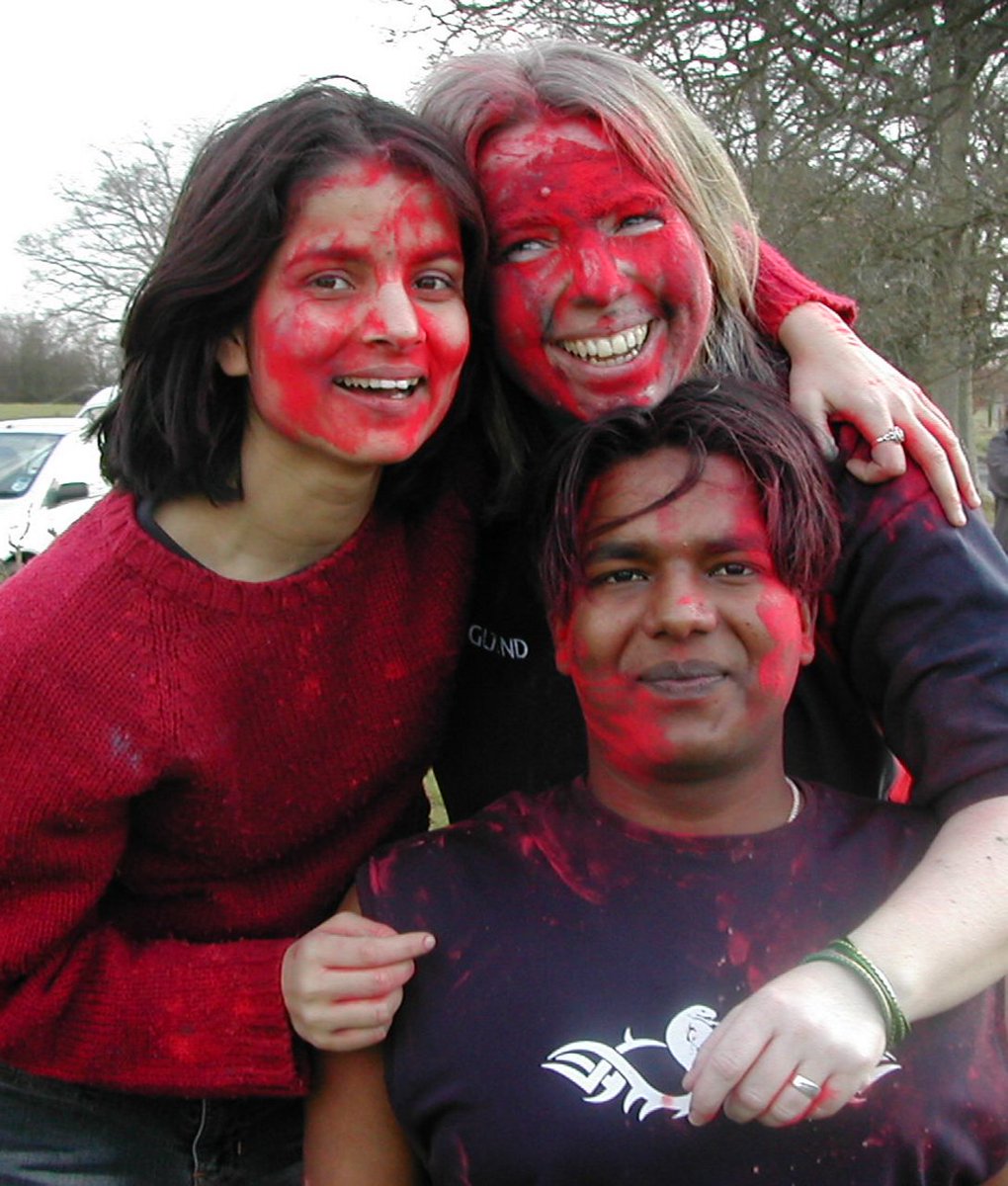 🎨 Happy Holi! May the colours of Holi bring joy, friendship and happiness to you all. 😊 We’ve so many happy memories of celebrating the festival of colours @PestalozziUK. #Holi #Pestalozzimemories #friendship