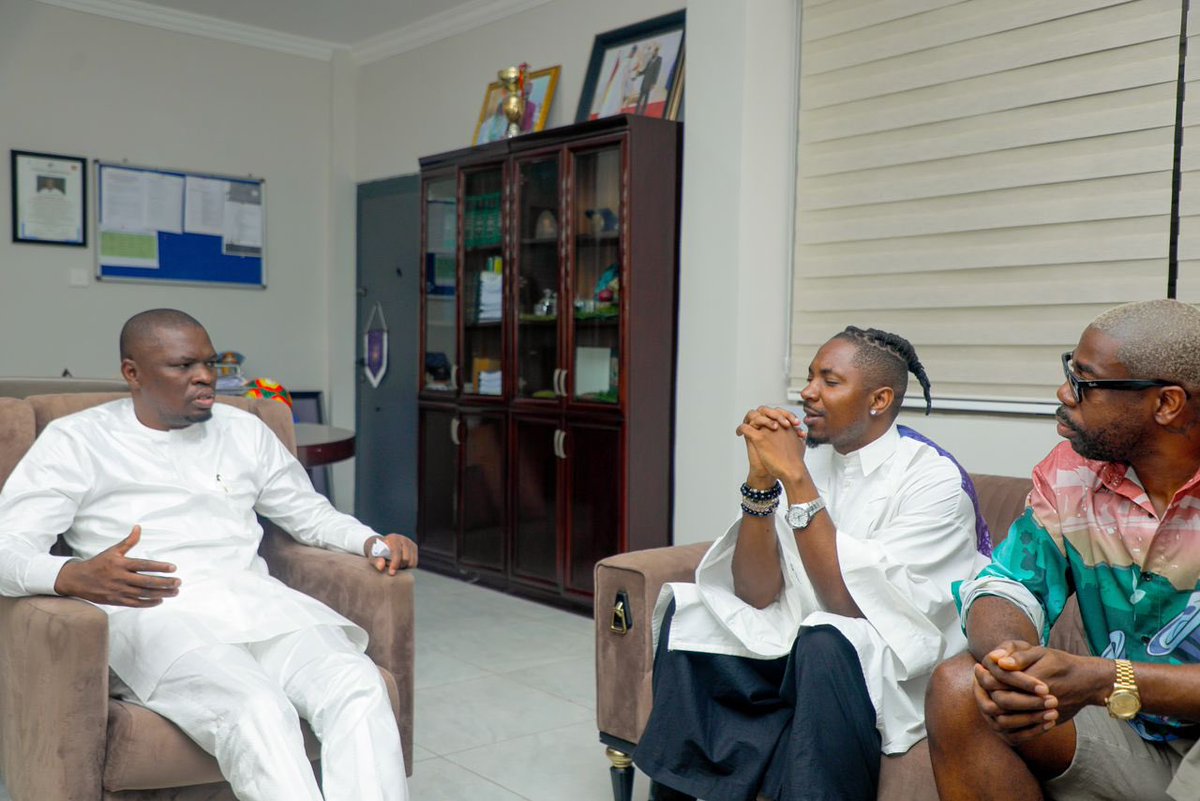 Hosted Cameroonian musician <a href="/StanleyEnow/">#AfricanGentleman 💎💎💎🚀🚀🚀</a> and colleague <a href="/BksJames/">James BKS</a> after their electrifying performance at the <a href="/Accra2023AG/">13th African Games, Accra 2023</a> closing ceremony. Their visit underscores the Games' impact in uniting athletes, artists, and enthusiasts across Africa.
1/2