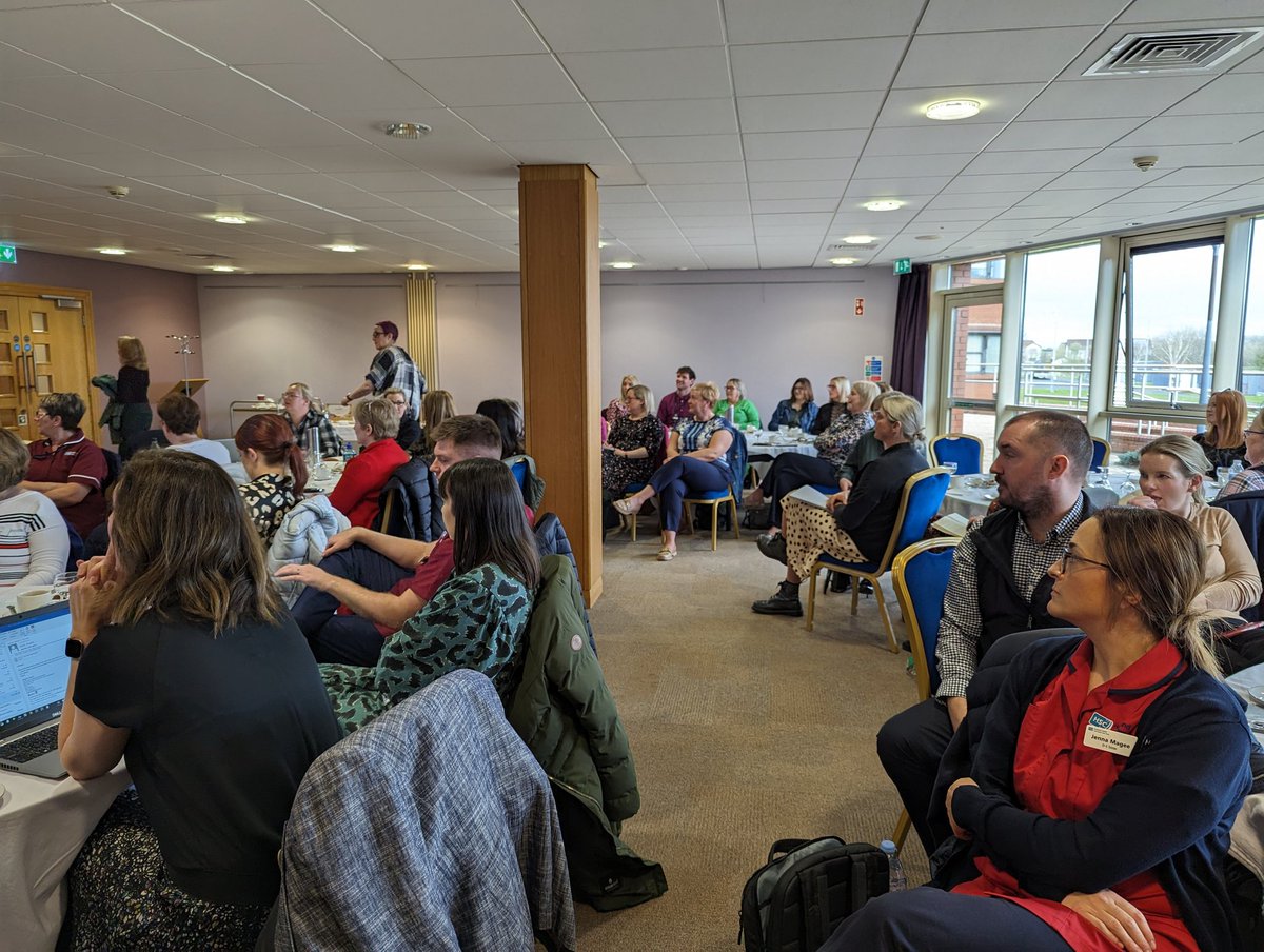 Full house at regional lessons learned meeting #encompassni - representation from 5 HSC trusts for N&M. Lots of great questions: - Hubs & Support - Training - Mapping Services - Devices & Much more. Thanks to all my colleagues @setrust who came to answer questions ⭐