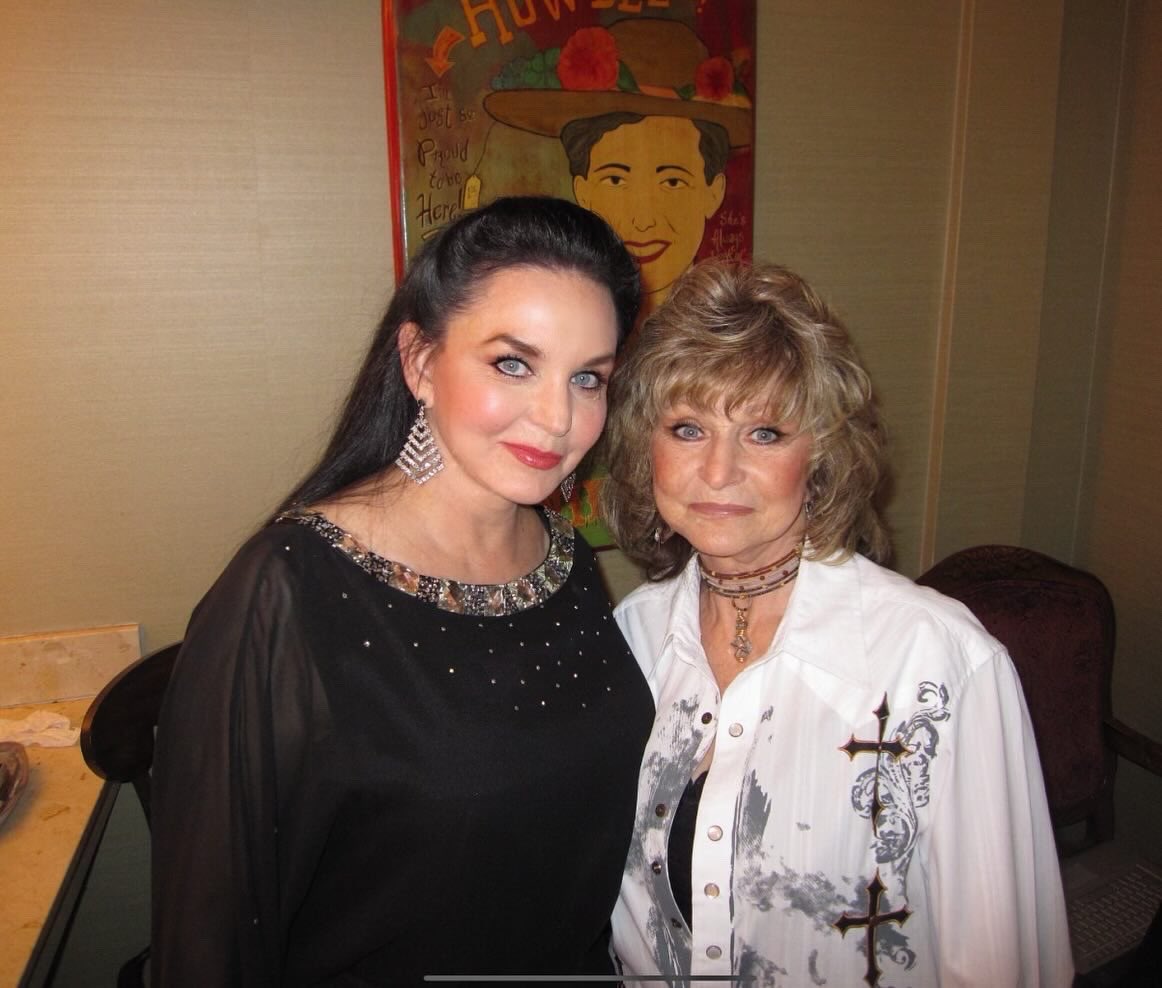 TheCrystalGayle tweet picture