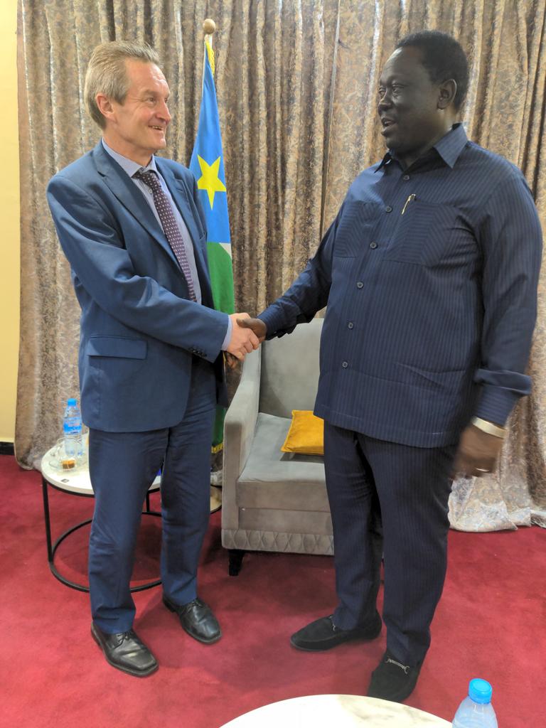 A pleasure to meet with H.E. Vice President Hussein Abdelbagi. We had good discussions about the implementation of the peace agreement and the status of the ceasefire verification mechanism CTSAMVM. @EUinSouthSudan