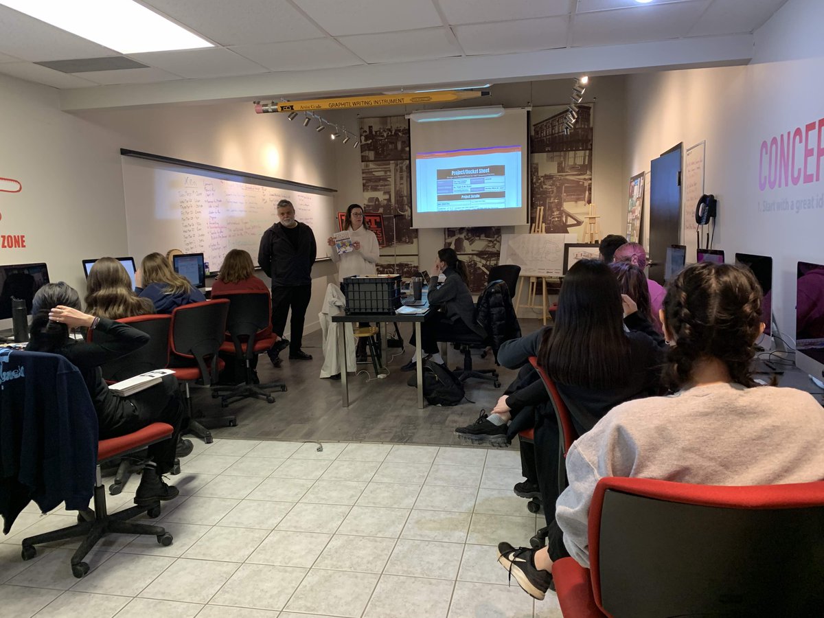 MTwcdsb's tweet image. Diving into the world of course planning with Mr. Brown &amp;amp; Mrs. Fraser from @WellingtonCath 📚Excited to represent student life through our course calendar designs. 🎨 #StudentVoice #CoursePlanning #DesignJourney