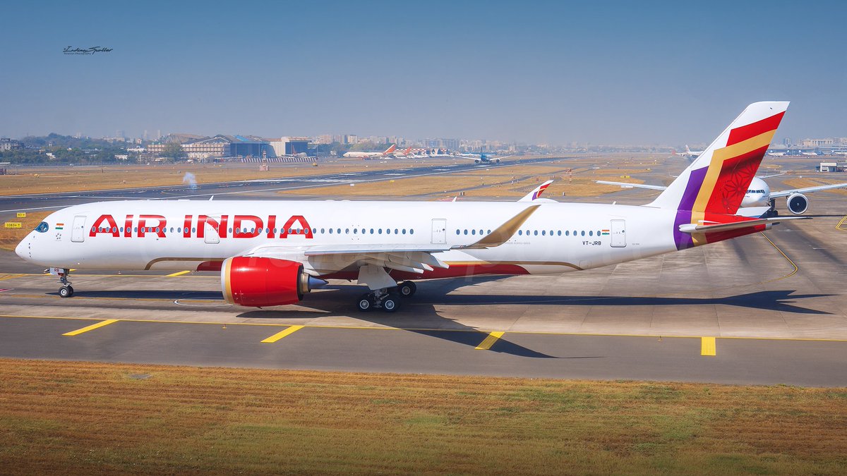 🇮🇳 𝐓𝐡𝐞 𝐍𝐞𝐰 𝐀𝐢𝐫 𝐈𝐧𝐝𝐢𝐚 😍✈️⁣ Some more pictures of this sleek-looking Air India Airbus #A350 (VT-JRB) outbound CSMIA Mumbai for Chennai as AI589 on a bright summer morning. 🌤️ #AirIndia #Airbus #AviationPhotography #Planespotting #AviationLovers #Aviation #AvGeeks