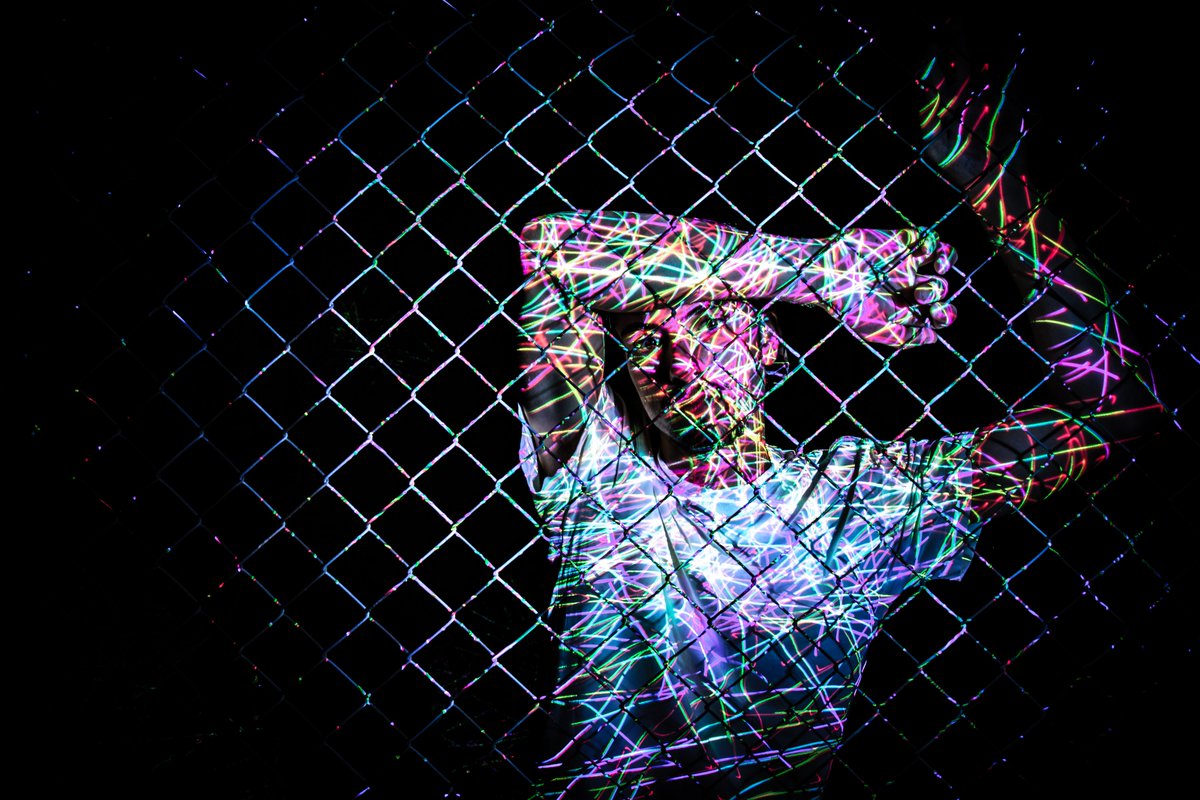 Vpd_VisualArt's tweet photo. Experimental estudio photography with laser lighting.
#NFT #WEB3 #Collectons #collectibles #blockchain #cryptocurrency #BTC https://t.co/IiVjswzPtz