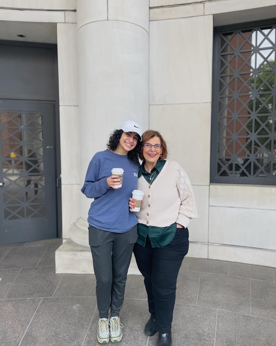 UAB Graduate School & Global Affairs staff was serving breakfast for graduate students this morning! 🤩 Let’s make this week amazing together! 🌟 #GradStudentAppreciationWeek @uab_gsg