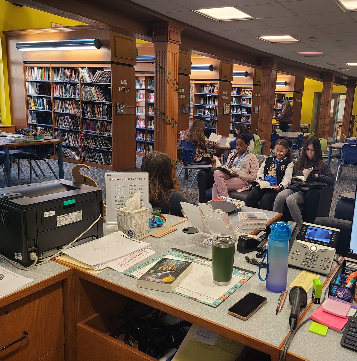 LaurenLayWI's tweet photo. Udall Road Middle School spent a lovely advisory period listening to The One and Only Ivan. Thank you to Ms. Lamattina, teachers and administrators for making it happen! #wireads #oneandonlyivan #onebookoneschool https://t.co/AJCzJ6FcSo